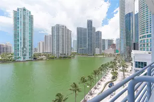 325 S Biscayne Blvd, Miami, FL 33131 - Photo 3