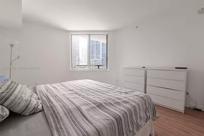 325 S Biscayne Blvd #821, Miami, FL 33131 - Photo 15