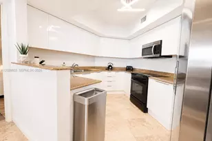 16699 Collins Ave, Sunny Isles Beach, FL 33160 - Photo 9
