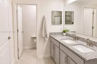 1025 SW Sarto Ln, Port Saint Lucie, FL 34953 - Photo 9