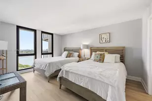 5380 N Ocean Dr, Singer Island, FL 33404 - Photo 15