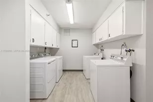 5380 N Ocean Dr, Singer Island, FL 33404 - Photo 23