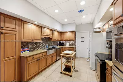 5380 N Ocean Dr #18B, Singer Island, FL 33404 - Photo 41