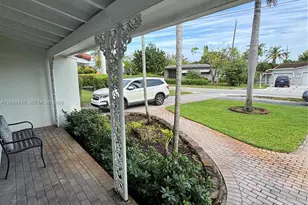 1030 NE 107th St, Miami Shores, FL 33161 - Photo 5