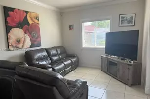 4636 SW 164th Pl, Miami, FL 33185 - Photo 9