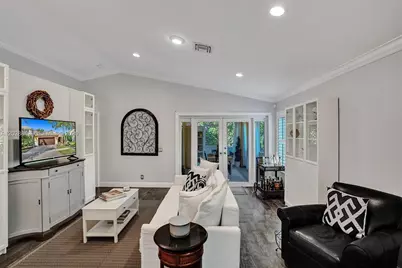 1479 Sunset Way, Weston, FL 33327 - Photo 13