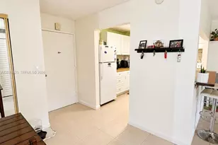 16851 NE 23rd Ave, North Miami Beach, FL 33160 - Photo 17
