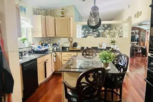 7910 SW 73rd Ct, Miami, FL 33143 - Photo 31