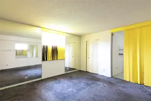 7220 Lake Cir Dr, Margate, FL 33063 - Photo 15