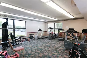 7220 Lake Cir Dr, Margate, FL 33063 - Photo 27