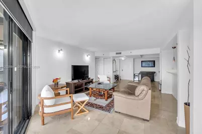 2000 Towerside Ter #908, Miami, FL 33138 - Photo 33