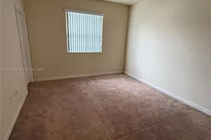 8923 W 35th Ave, Hialeah, FL 33018 - Photo 7