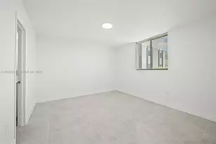 10090 NW 80th Ct, Hialeah Gardens, FL 33016 - Photo 21