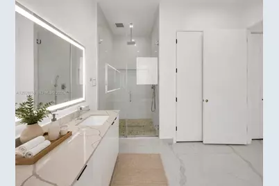 152 NW 165th St, Miami, FL 33169 - Photo 5