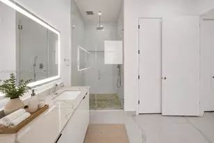 152 NW 165th St, Miami, FL 33169 - Photo 5