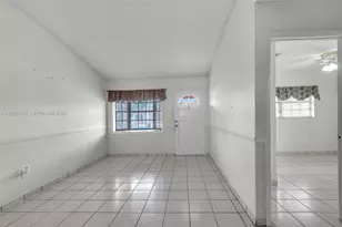 8805 NW 114th Terrace, Hialeah Gardens, FL 33018 - Photo 5