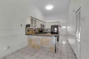 8805 NW 114th Terrace, Hialeah Gardens, FL 33018 - Photo 9