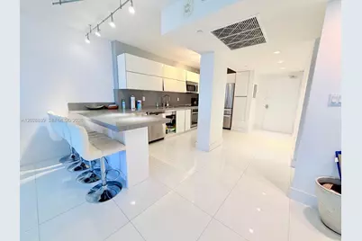 100 Lincoln Rd #1504, Miami Beach, FL 33139 - Photo 3