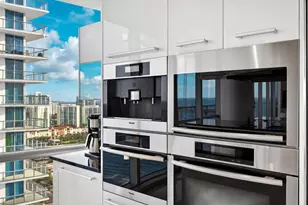 17121 Collins Ave, Sunny Isles Beach, FL 33160 - Photo 9