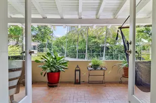 20 Park Dr, Bal Harbour, FL 33154 - Photo 13