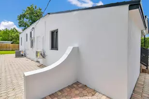 85 SW 30th Ave, Miami, FL 33135 - Photo 35