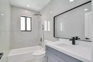 85 SW 30th Ave, Miami, FL 33135 - Photo 15