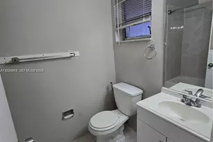 8870 Fontainebleau Blvd, Miami, FL 33172 - Photo 15