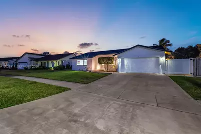 1310 SW 26th Ave, Deerfield Beach, FL 33442 - Photo 47