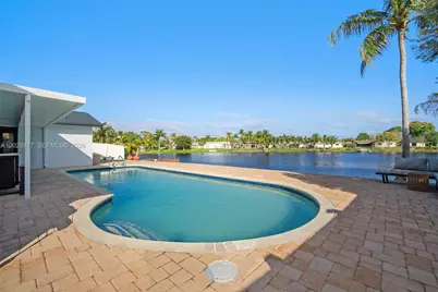 1310 SW 26th Ave, Deerfield Beach, FL 33442 - Photo 1