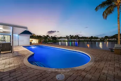 1310 SW 26th Ave, Deerfield Beach, FL 33442 - Photo 47