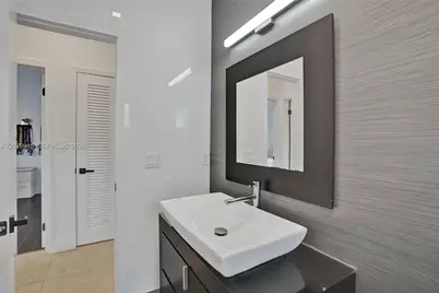 18641 NE 21st Ave, Miami, FL 33179 - Photo 13