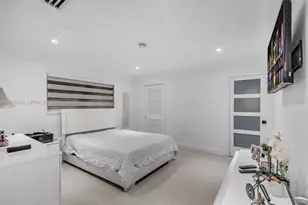 46 NE 164th St, Miami, FL 33162 - Photo 23