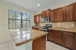 3345 NW 11th Ave, Pompano Beach, FL 33064 - Photo 11