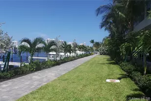 17111 N Biscayne Blvd, North Miami Beach, FL 33160 - Photo 49