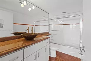 900 Bay Dr, Miami Beach, FL 33141 - Photo 17