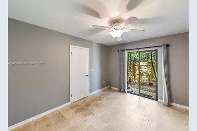 9055 SW 78th Ct, Miami, FL 33156 - Photo 7