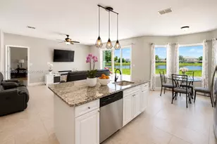 2813 Village Pine Terrace, Orlando, FL 32833 - Photo 5