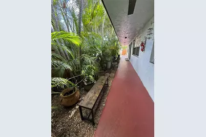 717 SW 13th Ave #2, Fort Lauderdale, FL 33312 - Photo 3