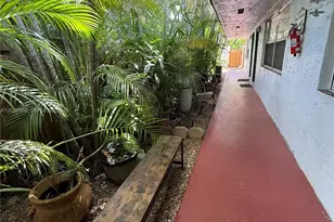 717 SW 13th Ave, Fort Lauderdale, FL 33312 - Photo 3