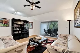 13331 NW 11th Ln, Sunrise, FL 33323 - Photo 11