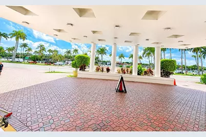 5005 Collins Ave #616, Miami Beach, FL 33140 - Photo 23