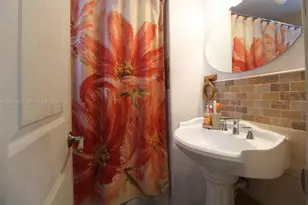 1741 NW 92nd St, Miami, FL 33147 - Photo 7