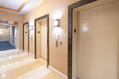 253 NE 2nd Street #315, Miami, FL 33132 - Photo 15