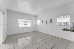 28021 SW 133rd Pl, Homestead, FL 33033 - Photo 7
