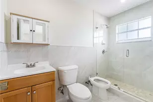 1214 NW 34th Ave, Miami, FL 33125 - Photo 13