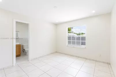 1214 NW 34th Ave #1214, Miami, FL 33125 - Photo 9