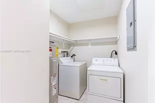 1214 NW 34th Ave, Miami, FL 33125 - Photo 5