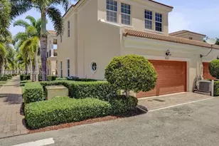 823 NW 82nd Ln, Boca Raton, FL 33487 - Photo 5