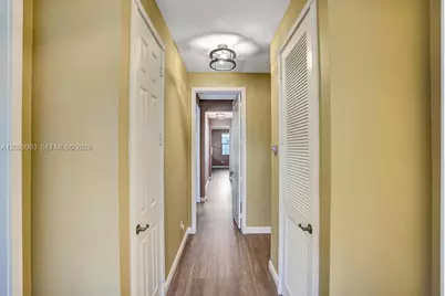 823 NW 82nd Ln, Boca Raton, FL 33487 - Photo 83