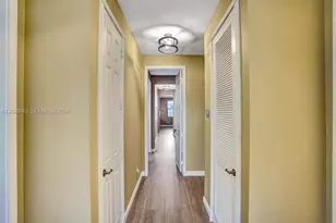 823 NW 82nd Ln, Boca Raton, FL 33487 - Photo 83